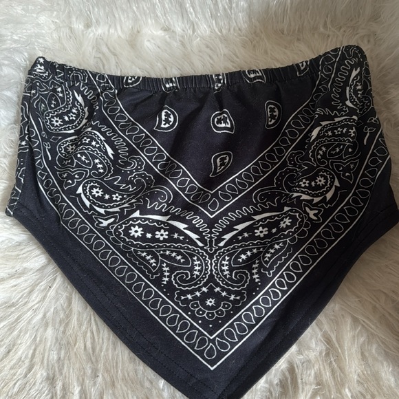 black and white bandana crop top! - Picture 3 of 3
